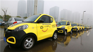 這50輛新能源汽車(chē)太黃了！招手即停、一步送到大河車(chē)展的門(mén)口