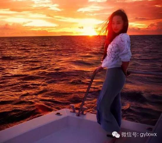 明星旅行糗事一籮筐 總有一個(gè)萌到你！