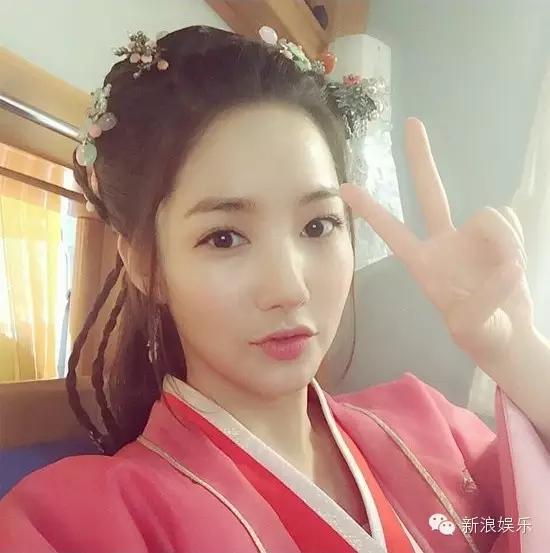 允兒招架不住古裝？韓國女星古裝LOOK一覽 誰贏了？