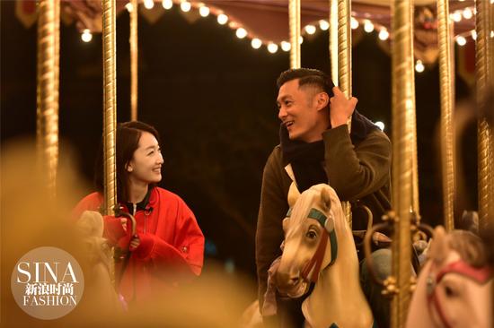 余文樂，周冬雨游園