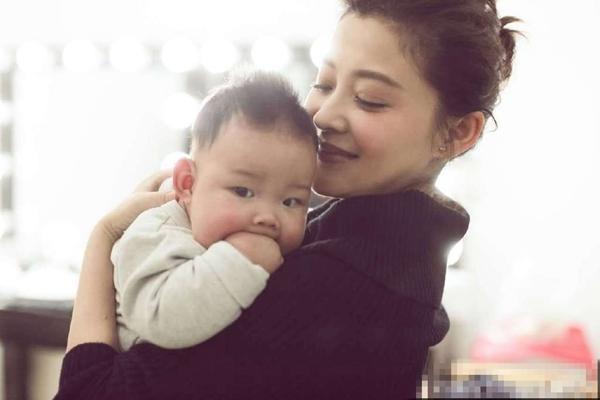 梅婷攜子女加盟《媽媽是超人》 梅婷攜子女加盟《媽媽是超人》