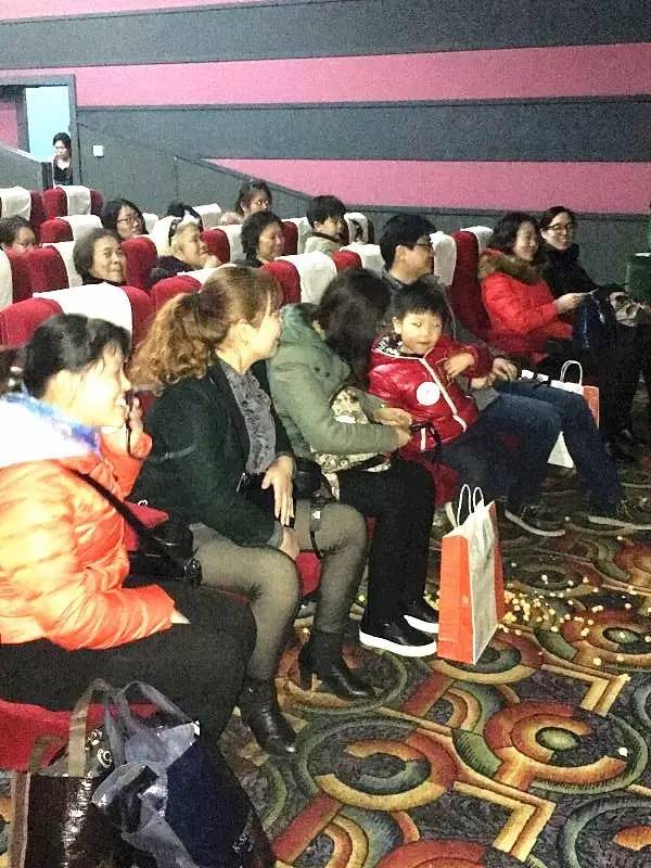 節(jié)日總是開(kāi)心的，媽媽寶寶永遠(yuǎn)是諸女神心中最愛(ài)！