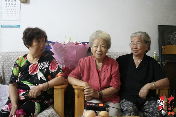 越調(diào)名老藝人雷桂花、劉巧蓮、劉玉蘭回首往事