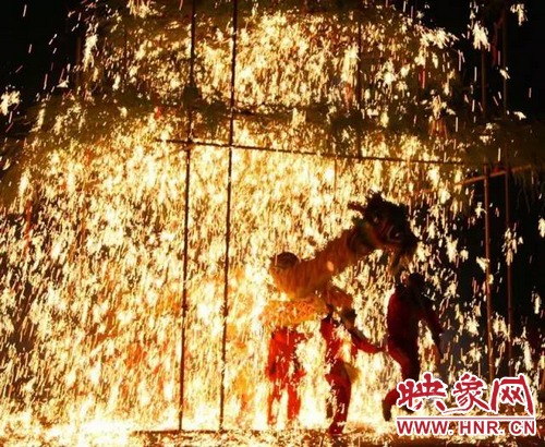 確山鐵花將登上萬眾矚目的春晚舞臺！