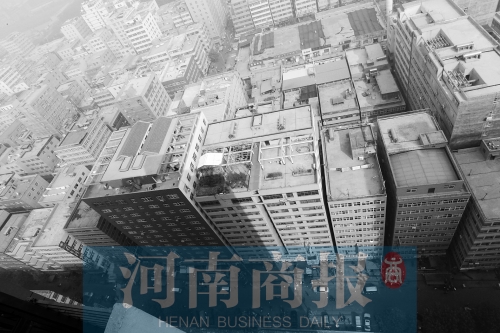 鳥瞰鄭州某城中村，密密麻麻全是樓 記者 鄧萬里/攝