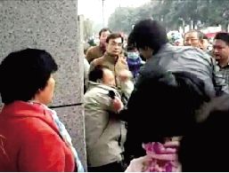 純屬誤會(huì)，人家不是人販子