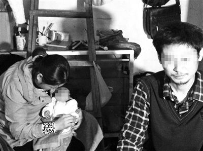 劉釗夫婦試圖將孩子送到“嬰兒安全島”未果，當天下午，廣州宣布暫停試點