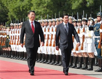 習(xí)近平會(huì)見(jiàn)土庫(kù)曼斯坦總統(tǒng)別爾德穆哈梅多夫 習(xí)近平會(huì)見(jiàn)土庫(kù)曼斯坦總統(tǒng)別爾德穆哈梅多夫