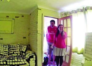 新婚夫婦收“最?lèi)焊恪辟R禮:房間被貼萬(wàn)張便利貼