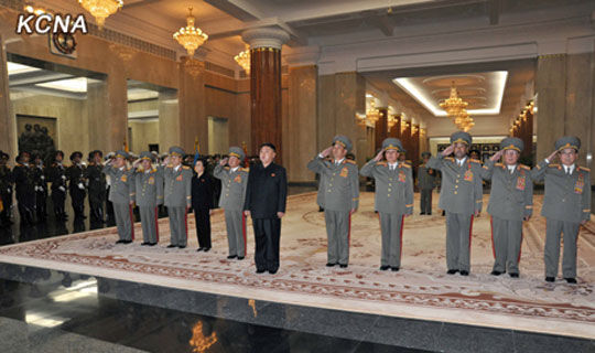 金正恩來(lái)到錦繡山太陽(yáng)宮。圖片來(lái)源：朝中社