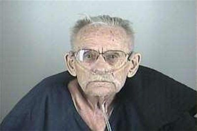 槍殺妻子的美國俄勒岡州86歲男子羅福勒。