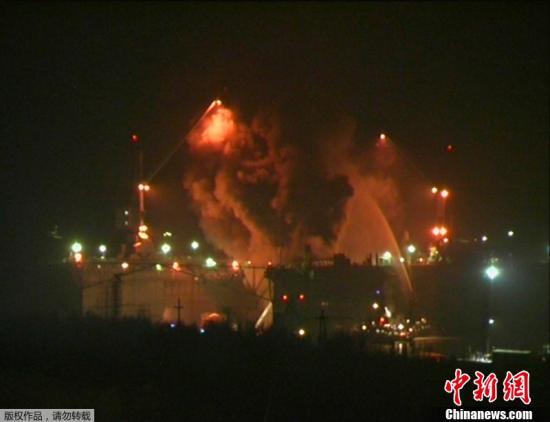 資料圖：2011年12月29日晚間，俄羅斯摩爾曼斯克州一艘名為“葉卡捷琳堡”號(hào)的核潛艇起火。