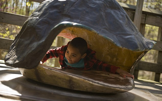 5歲女孩成美國(guó)首位變性兒童 5歲女孩成美國(guó)首位變性兒童