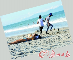 動(dòng)靜皆宜的沙灘。