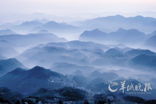 天臺山風(fēng)光如畫。