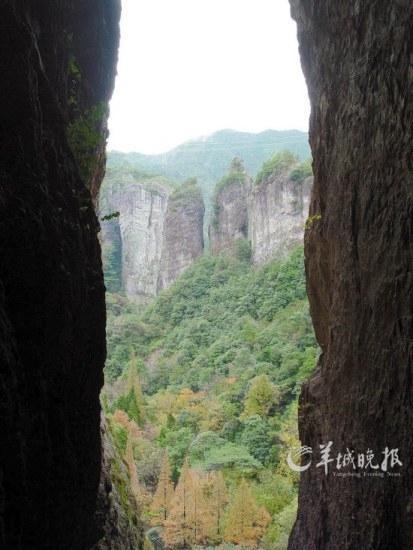 雁蕩山以奇峰、瀑布著稱。