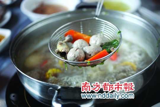 低，是實(shí)惠也是風(fēng)格俗 是喜劇也是味道
