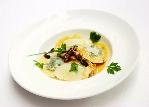 食用菌皇后羊肚菌 松露無(wú)法媲美的神奇風(fēng)味 食用菌皇后羊肚菌 松露無(wú)法媲美的神奇風(fēng)味