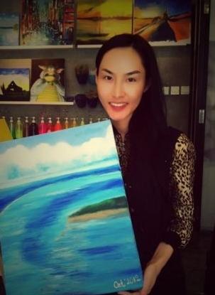 與呂志和幽會的嫩模之一陸均僮 與呂志和幽會的嫩模之一陸均僮