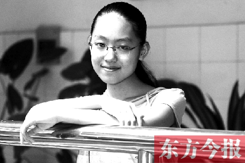 祁瑩就讀于鄭州外國語中學(xué)，她的夢想是當(dāng)一名外交官 邱琦/圖