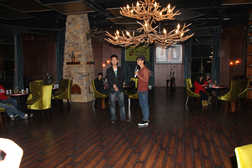 映象網(wǎng)娛樂頻道主編與電臺主持人晨風