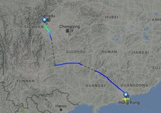  圖片來自航空網(wǎng)站flightradar24，圖顯示飛機(jī)安全降落成都