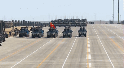 日本網(wǎng)友第一次看中國建軍節(jié)閱兵直播 啥反應(yīng)？