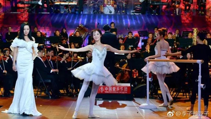 《創(chuàng)造101》主題曲公布，這個(gè)被吐槽油膩的c位是什么來(lái)頭？