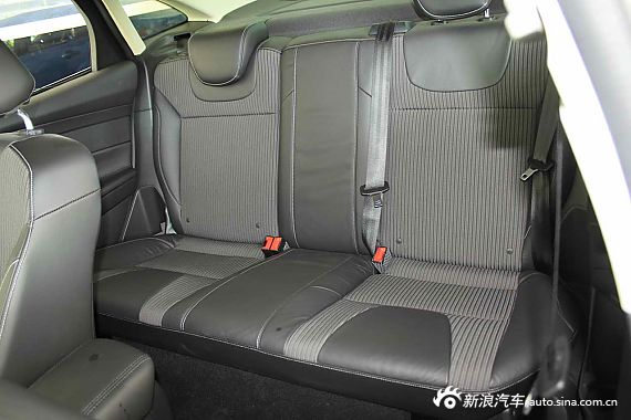 　?？怂箖蓭?jīng)典1.8MT 時尚型