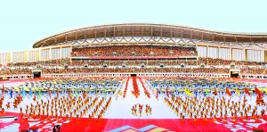 9月16日，第七屆全國農(nóng)民運(yùn)動(dòng)會(huì)開幕式在南陽市體育場(chǎng)舉行