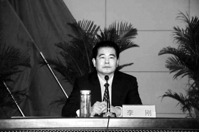 濮陽(yáng)市委常委、市委政法委書(shū)記李剛