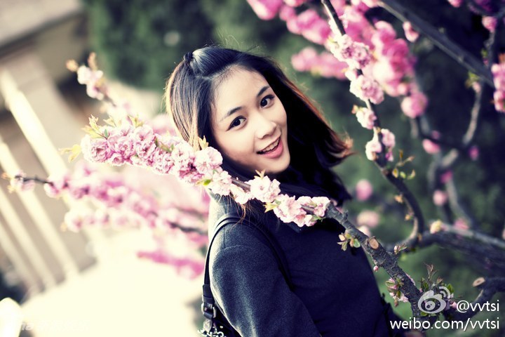 央視美女記者池舒欣走紅 央視美女記者池舒欣走紅