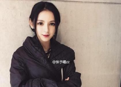 國(guó)民老公王思聰?shù)木p聞女友張予曦，93年