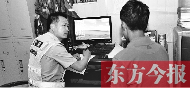 6月13日凌晨,鄭州市交巡警六大隊,一名不滿16歲的少年因飆車被暫扣 6月13日凌晨,鄭州市交巡警六大隊,一名不滿16歲的少年因飆車被暫扣