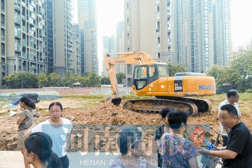 昨天，由于附近居民抗議，紅旗變電站項目再次停工