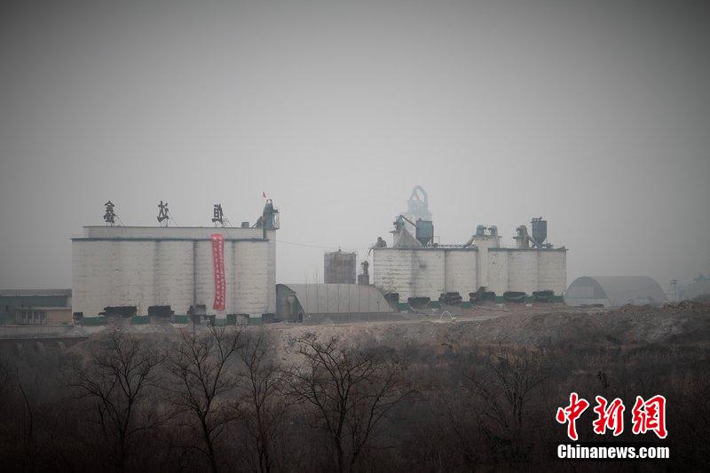 　2014年2月17日，石家莊市再次啟動壓減水泥過剩產能、治理大氣污染水泥企業(yè)集中爆破拆除行動。