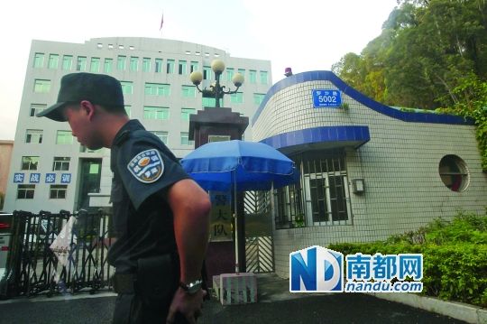 　中標(biāo)的美發(fā)公司注冊(cè)地點(diǎn)就在羅湖公安分局巡警大隊(duì)里面。