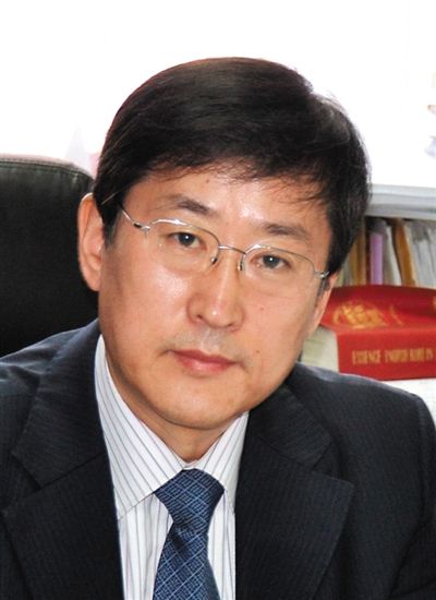 韓大元 中國人民大學法學院院長 韓大元 中國人民大學法學院院長