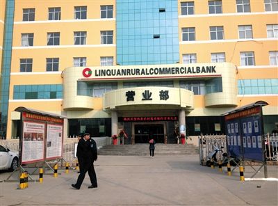 23名被拘留者的照片已張貼了一個多月。