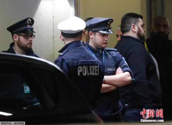 當(dāng)?shù)貢r(shí)間24日，一架空客A320飛機(jī)在法國(guó)南部阿爾卑斯墜機(jī)。