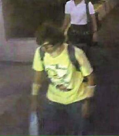 據(jù)泰國媒體報道，警方目前已鎖定曼谷17日爆炸嫌疑人。