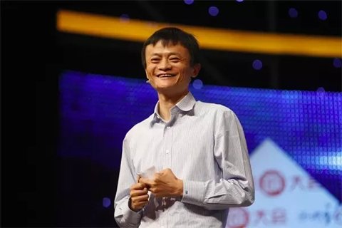 2011年8月17日，阿里巴巴集團(tuán)宣布，將提供30億元無(wú)息貸款，幫助員工解決首次置業(yè)問題，每人最高可申請(qǐng)30萬(wàn)元。此外，阿里巴巴還將投入5億元設(shè)教育基金，通過和教育機(jī)構(gòu)共同辦學(xué)、與現(xiàn)有學(xué)校合作，解決員工子女入園、上學(xué)問題;向基層員工發(fā)放一次性的物價(jià)、子女教育補(bǔ)貼，預(yù)計(jì)總額超過4000萬(wàn)元。