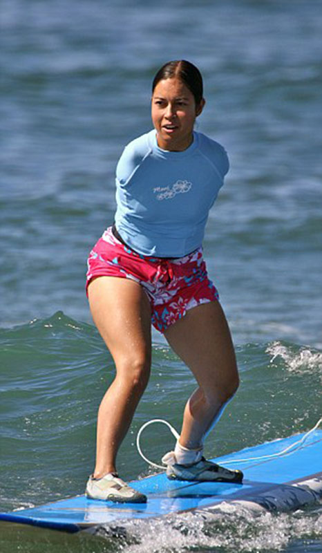 美國“勵志姐”天生無雙臂 用腳開飛機彈鋼琴 美國“勵志姐”天生無雙臂 用腳開飛機彈鋼琴