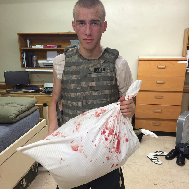 美國西點軍校枕頭大戰(zhàn)變“群架” 30名學員受傷 美國西點軍校枕頭大戰(zhàn)變“群架” 30名學員受傷