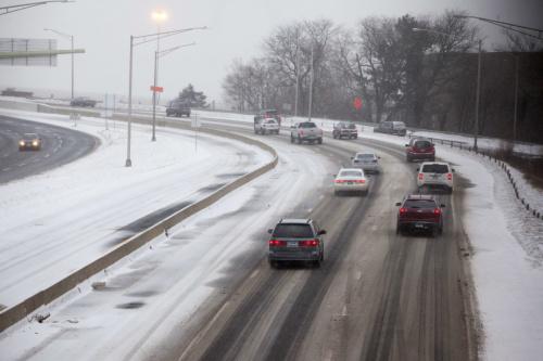 特大暴風雪襲擊美國東北部，多州進入緊急狀態(tài)。