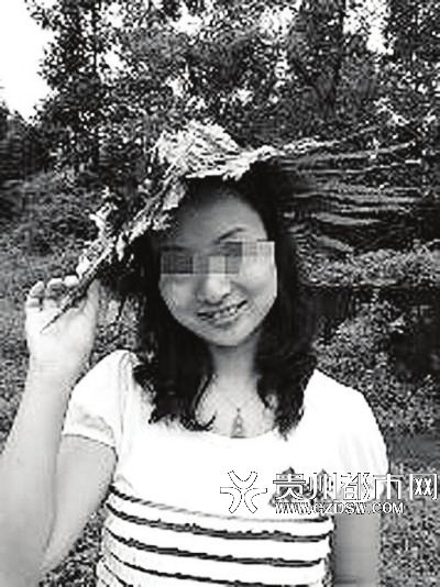 李某生活照。