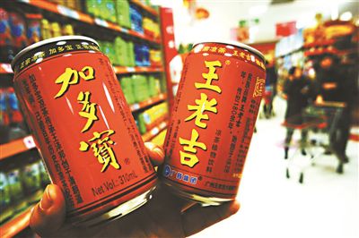 廣東省高級人民法院一審宣判，紅罐涼茶裝潢所有權(quán)歸屬于王老吉，加多寶稱將上訴供圖/CFP