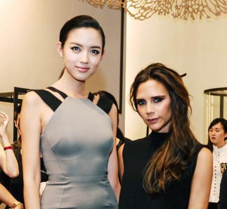 你說那是因為貝嫂太黑？那我們換個人看看？