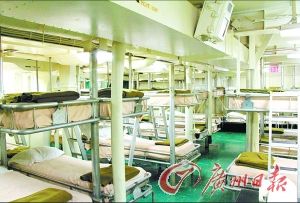 航母上的水兵宿舍。（資料圖片）