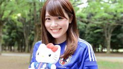 高清圖：甜美?；ㄖ囀澜绫?穿著球衣力挺日本